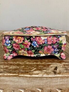 Vintage English Chintz Candy Box Royal Winton Florence Floral Cottagecore